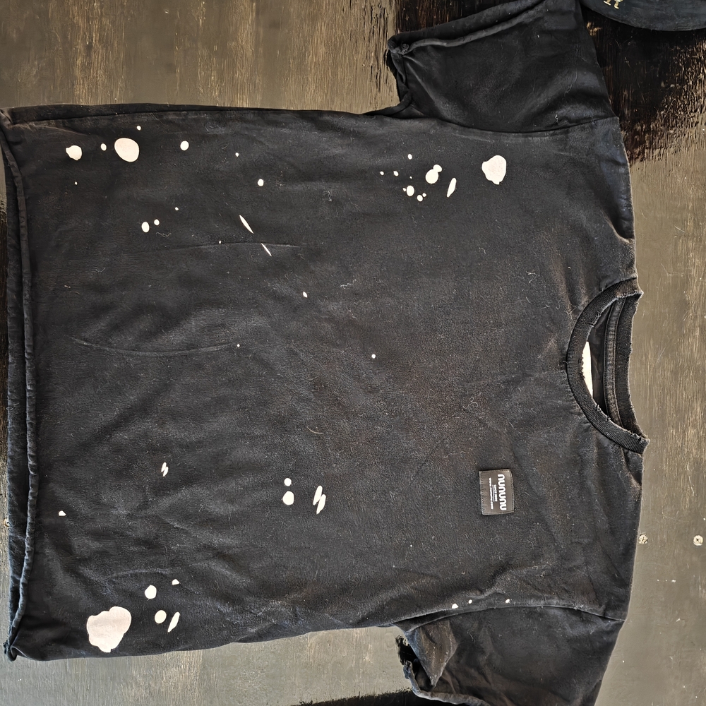 Nununu Dark Tee with Subtle Design